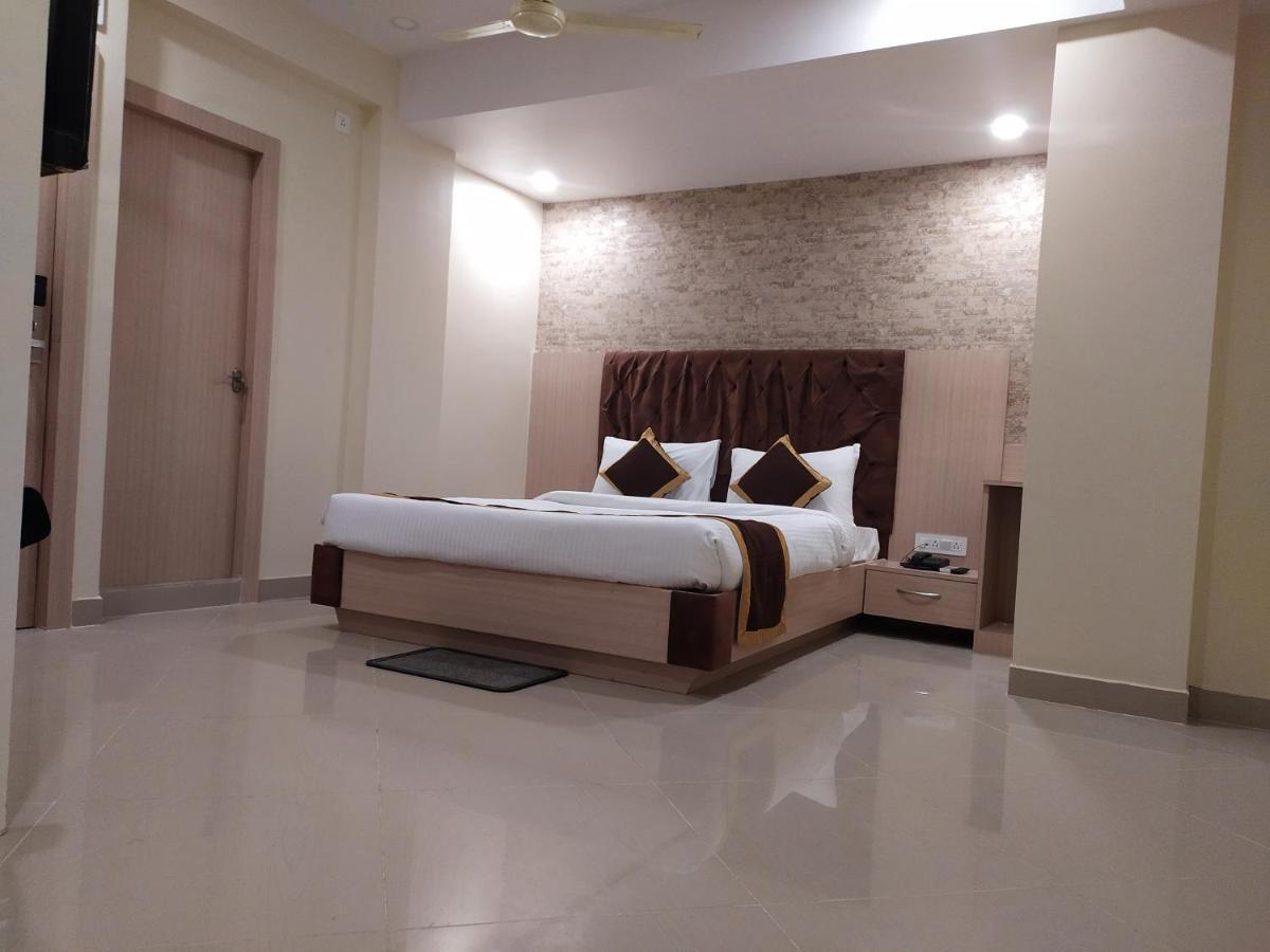 The Panash - Hotel & Banquet Kolkata Ngoại thất bức ảnh