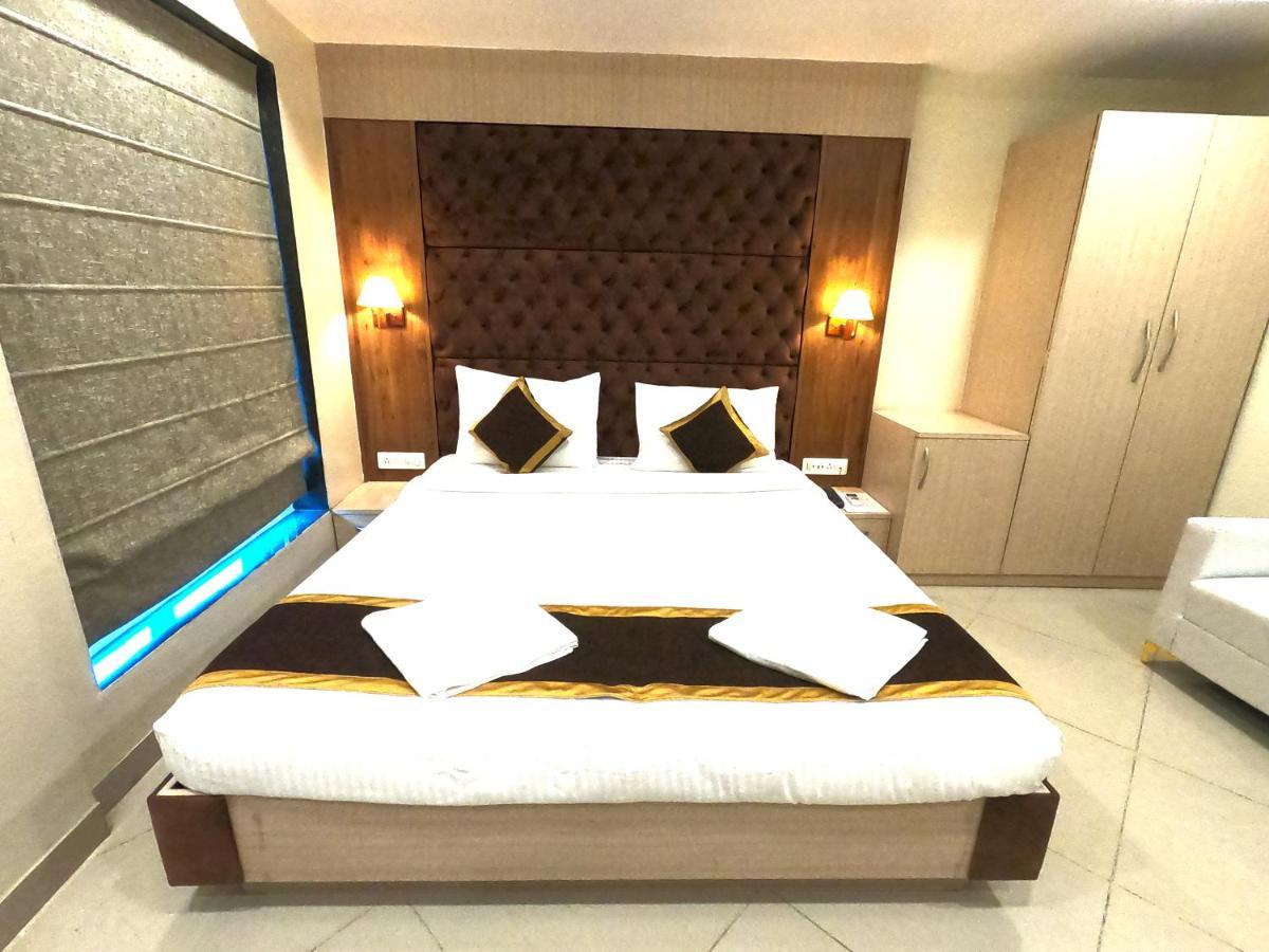 The Panash - Hotel & Banquet Kolkata Ngoại thất bức ảnh