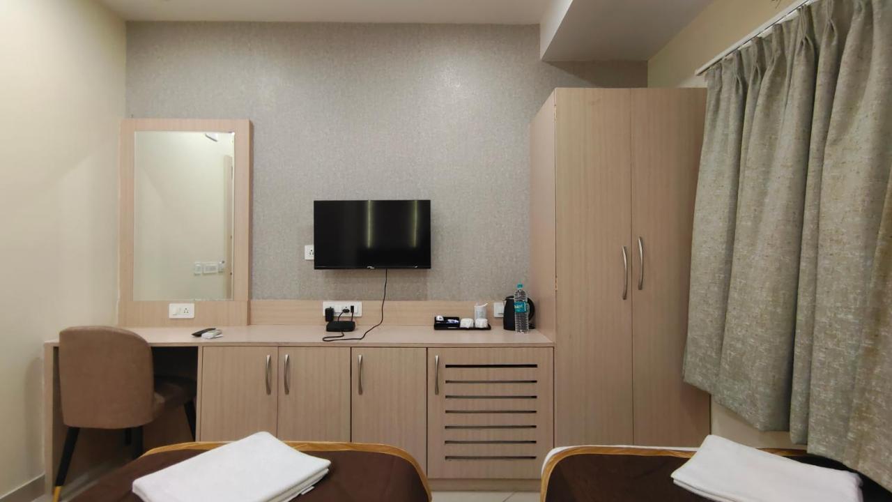The Panash - Hotel & Banquet Kolkata Ngoại thất bức ảnh