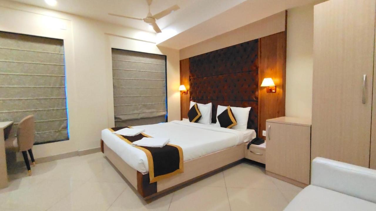 The Panash - Hotel & Banquet Kolkata Ngoại thất bức ảnh
